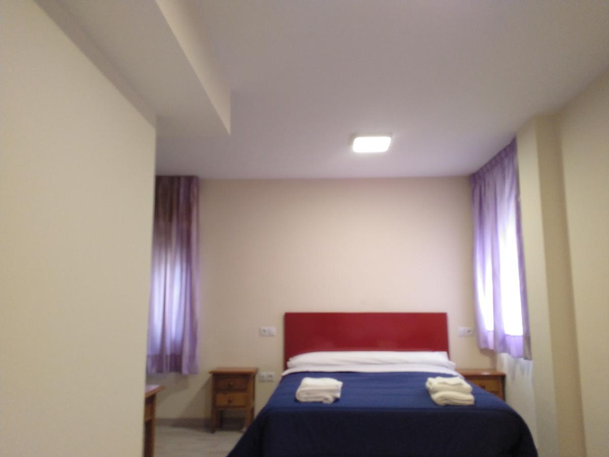 Hostal Orly Camponaraya Exterior foto
